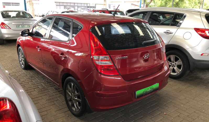 Hyundai i30 full