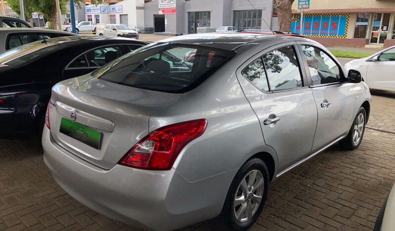 Nissan Almera 1.5 full